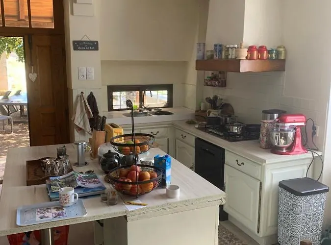 Les De La P'tite Vallee Bed & Breakfast