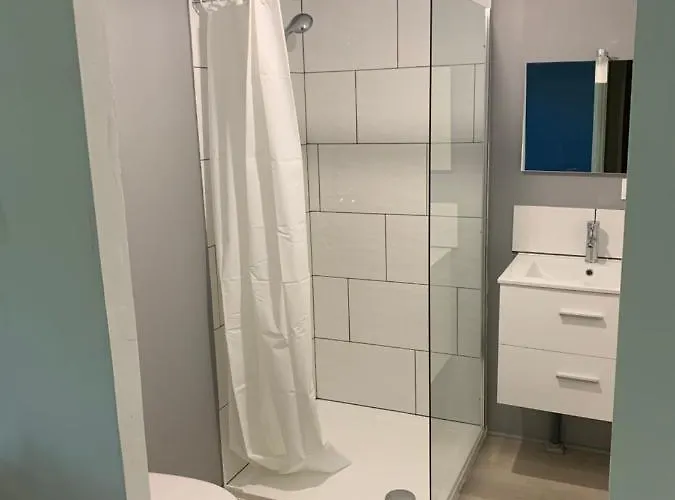 Les De La P'tite Vallee Bed & Breakfast