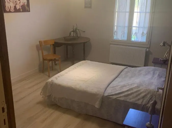 Les De La P'tite Vallee Bed & Breakfast 3*