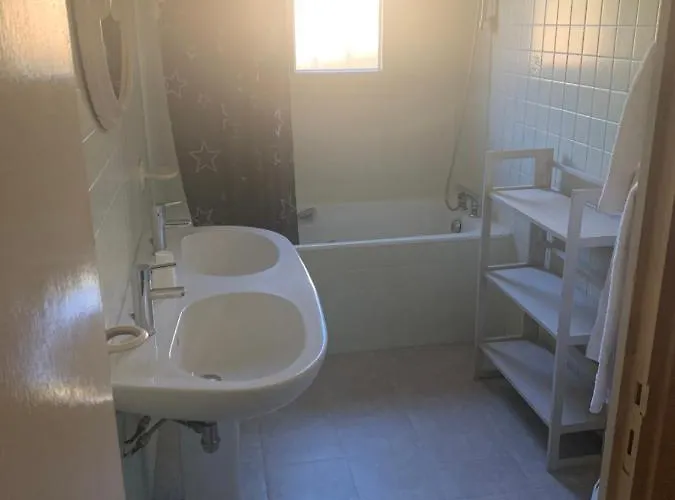 Bed & Breakfast Les De La P'tite Vallee