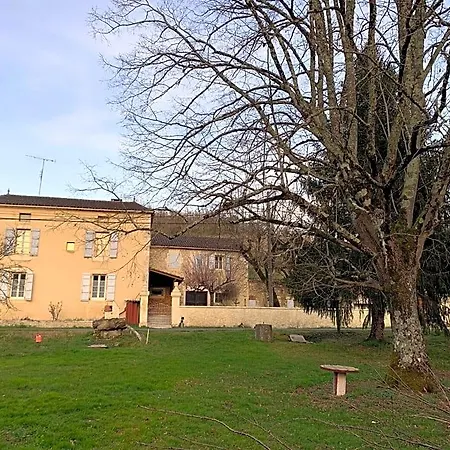 Les De La P'tite Vallee Bed & Breakfast 3*