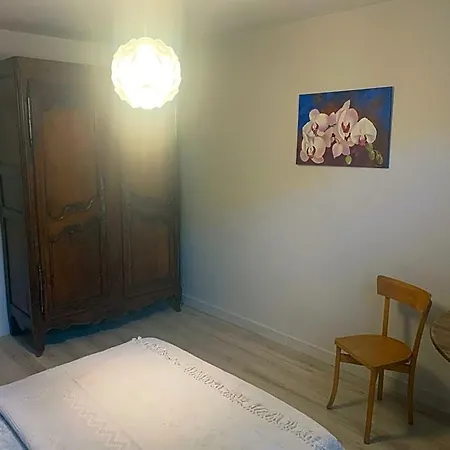 Les De La P'tite Vallee Bed & Breakfast